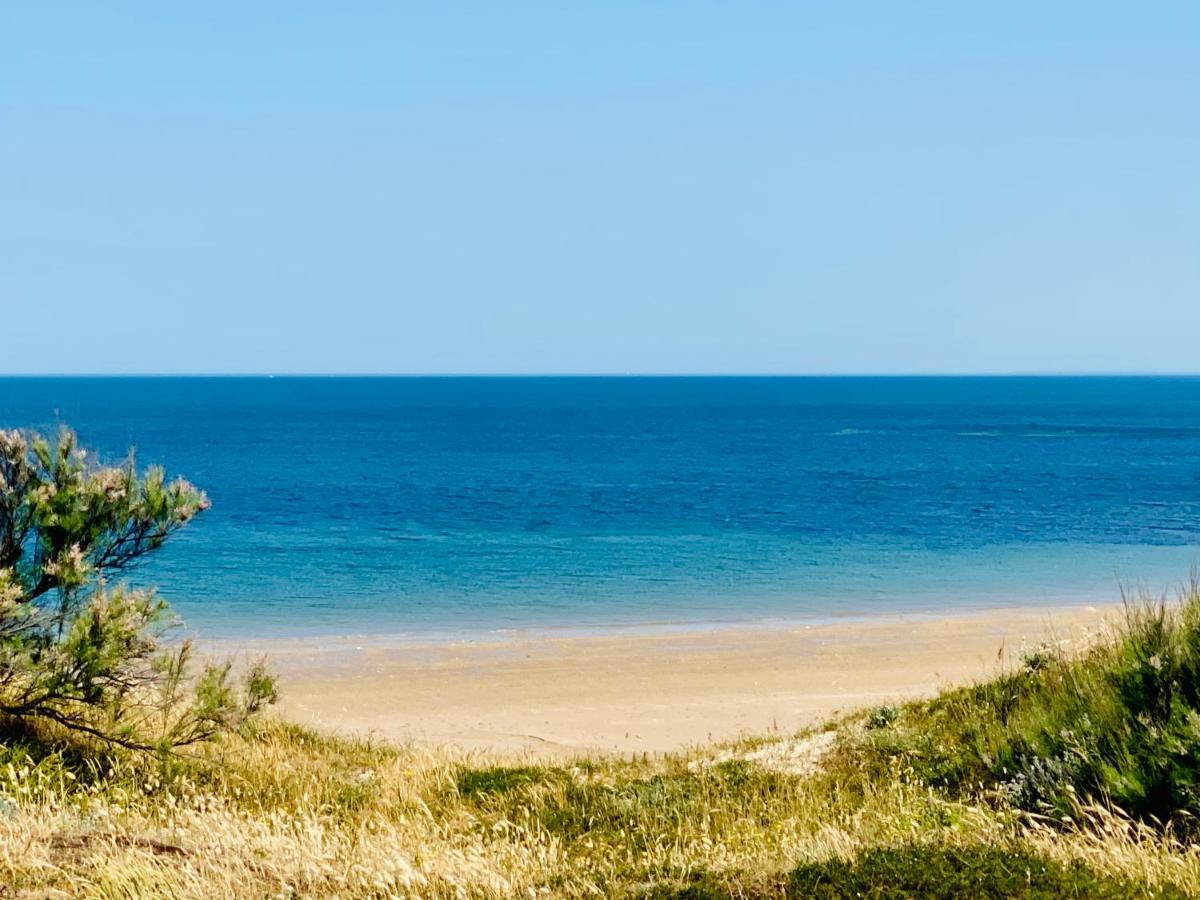 Charming House Close To The Plage Des Huttes Chaucre ภายนอก รูปภาพ